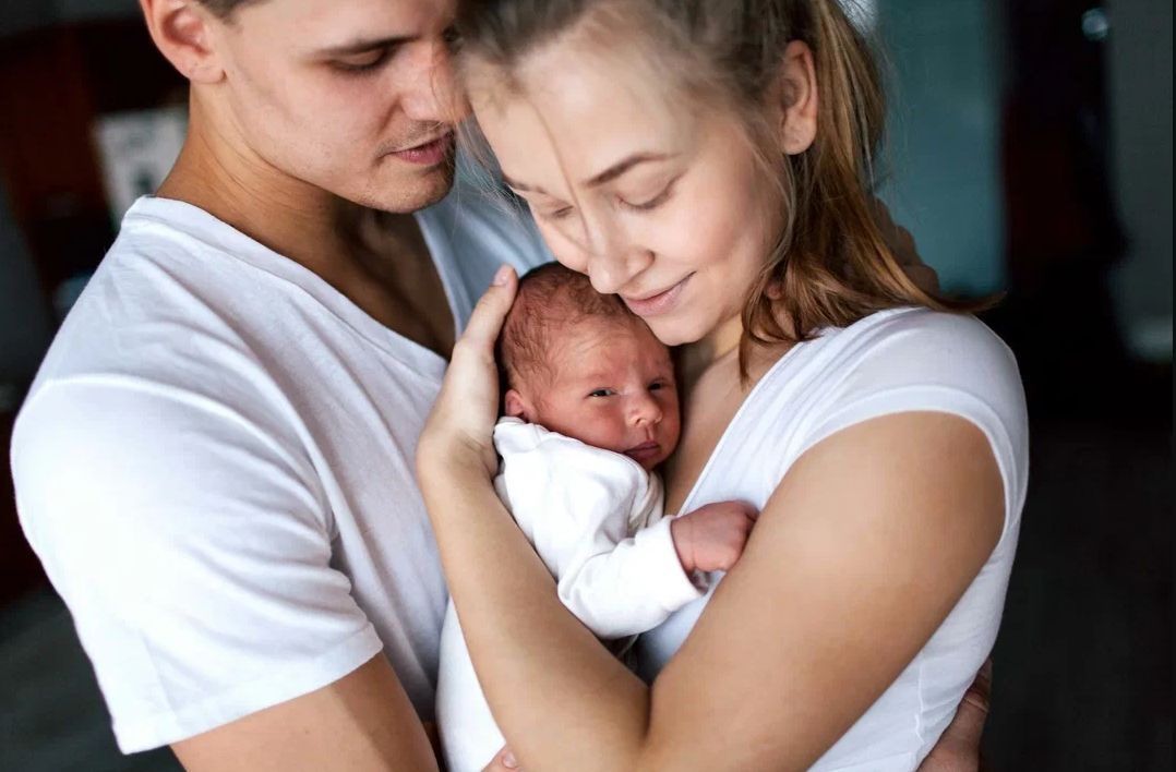 Единовременной денежной выплаты в размере 100 000 рублей